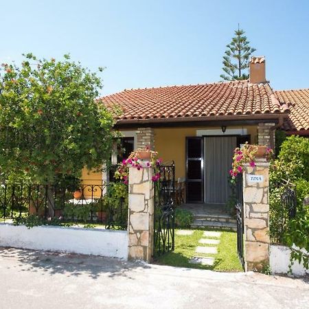 Villa Tina Ахарави Екстериор снимка
